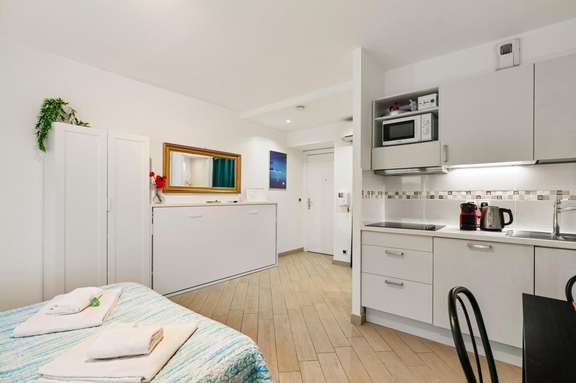 Les Oranges Five Stars Holidayhouse Nizza Exterior foto